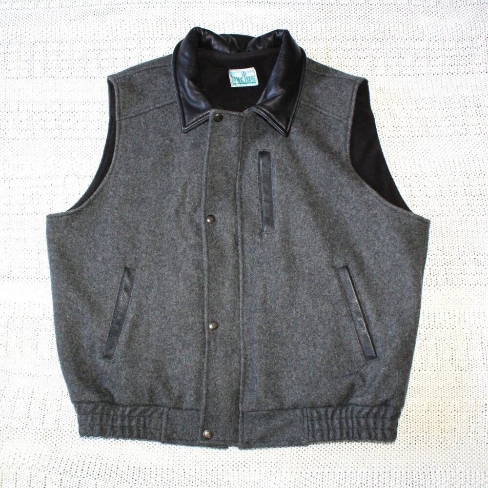 Vtg Wool & Leather Men Vest Size L/G Black & Grey zip up Motorcycle Fleece